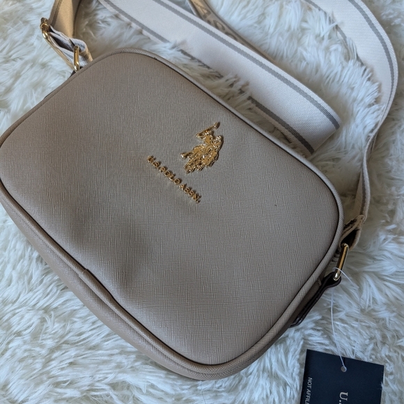 U.S. Polo Assn. Classic Zip Metallic Crossbody Bag - Beige - Picture 4 of 8